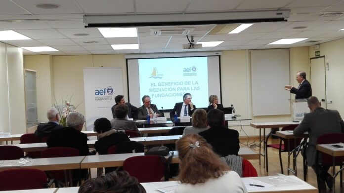 Mesa Redonda y Coloquio sobre los Beneficios de la Mediación para las Fundaciones