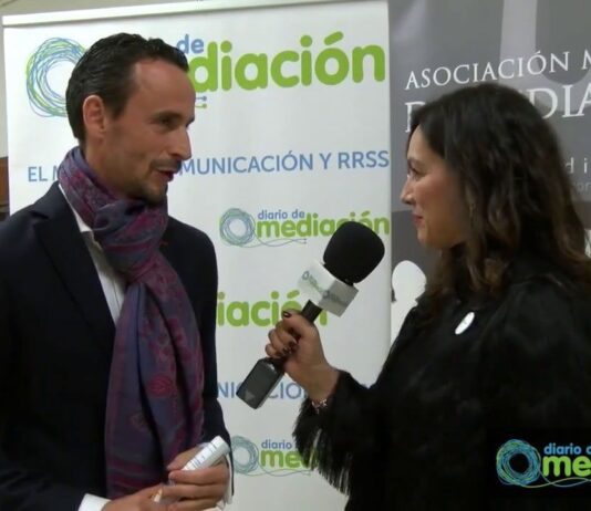 José Cabeza, Guionista de la película '7 años'