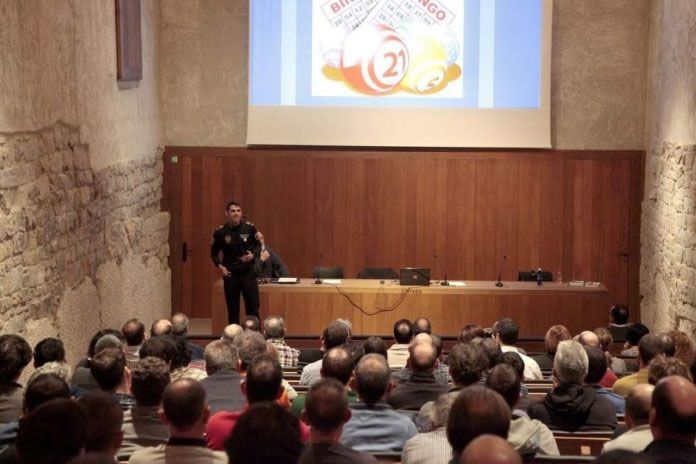 Policías Municipales de Pamplona participan en una jornada formativa sobre mediación
