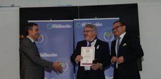 Tomás Prieto, de A Mediar Granada recibe la Medalla