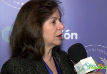 Matilde Pelegrí Presidenta del Grupo Senda recibe la Medalla al Mérito Profesional
