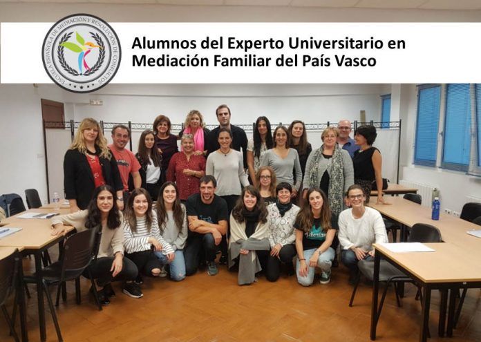 Alumnos del Experto en Mediación Familiar del País Vasco