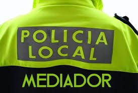 La unidad de mediación de la Policía Local de Torrevieja evita juicios