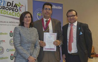 El director de mediaICAM es premiado por Diario de Mediación