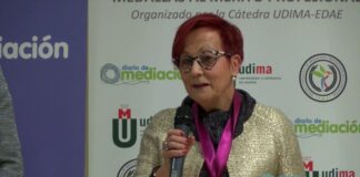 La presidenta de UNAF, Ascensión Iglesias, reconocida con la medalla al Mérito Profesional