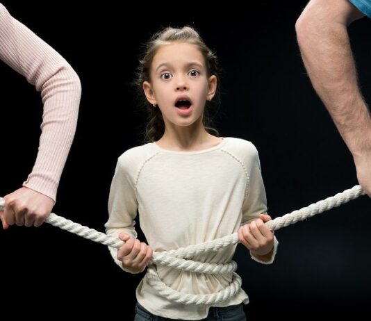 Un juez en Madrid nombra a un coordinador de parentalidad en una sentencia de divorcio