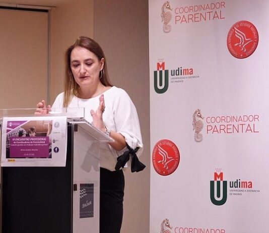 Sandra Peinado magistrada juez familiar durante suponencia